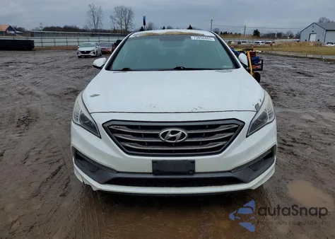 2015 Hyundai Sonata Sport z USA, uszkodzony, nr VIN 5NPE34AF5FH092242